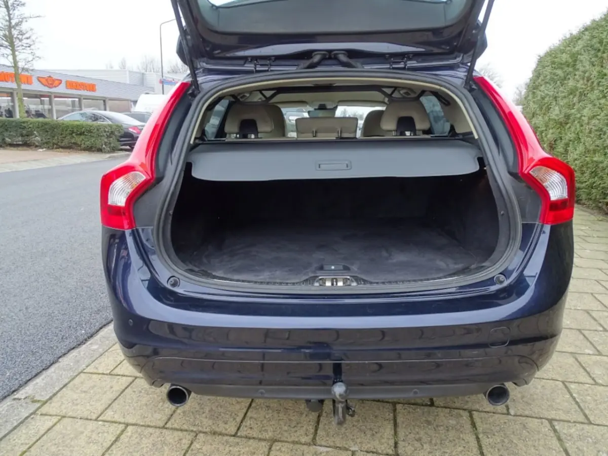 1.5 T2 POLAR+-Automaat-Leer-Navi-Media-Blth-Verw stl-Trkh