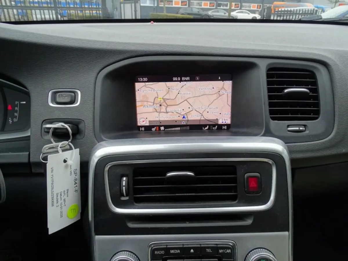 1.5 T2 POLAR+-Automaat-Leer-Navi-Media-Blth-Verw stl-Trkh