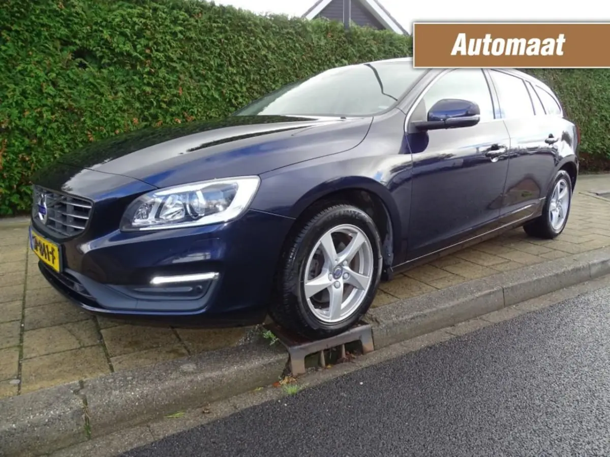 1.5 T2 POLAR+-Automaat-Leer-Navi-Media-Blth-Verw stl-Trkh