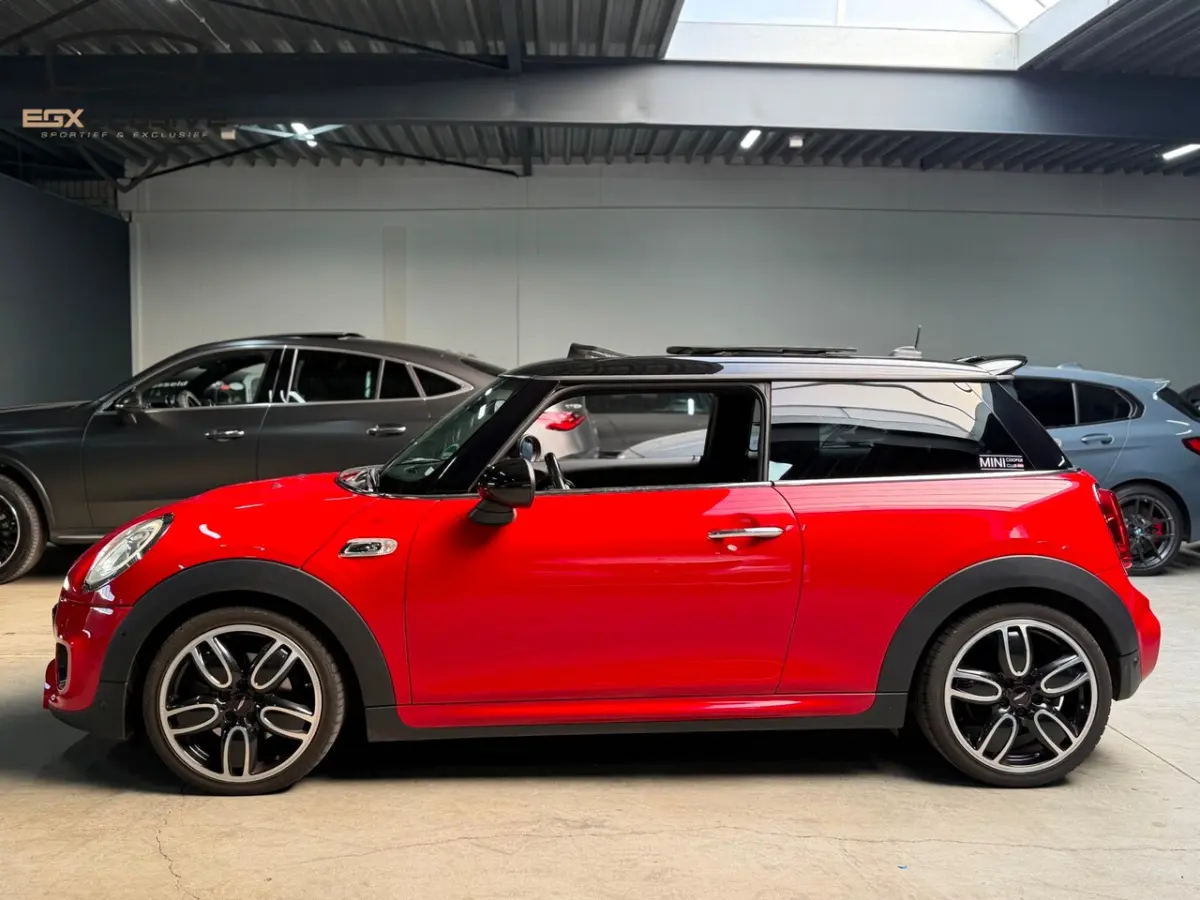 2.0 JCW Pakket Pano Kuipstoelen