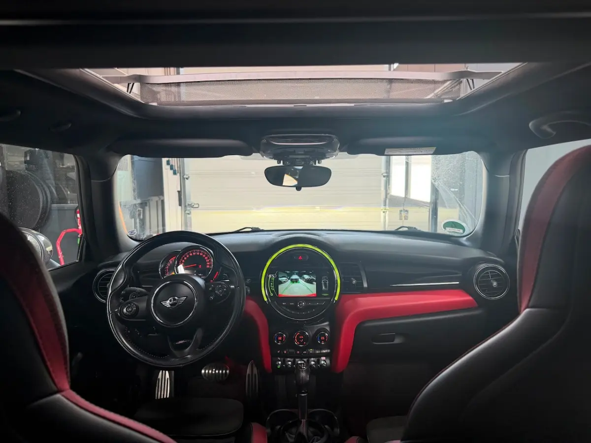 2.0 JCW Pakket Pano Kuipstoelen