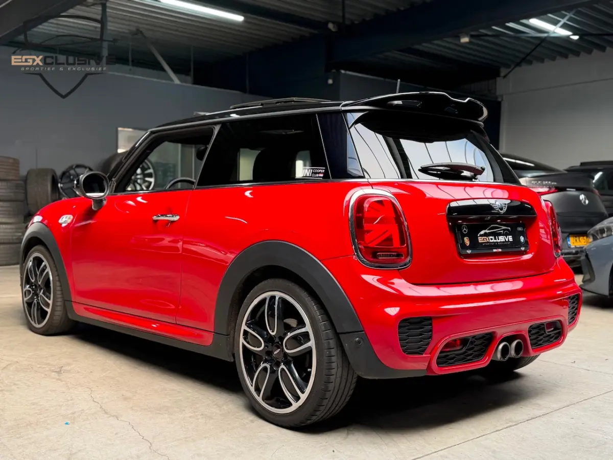 2.0 JCW Pakket Pano Kuipstoelen