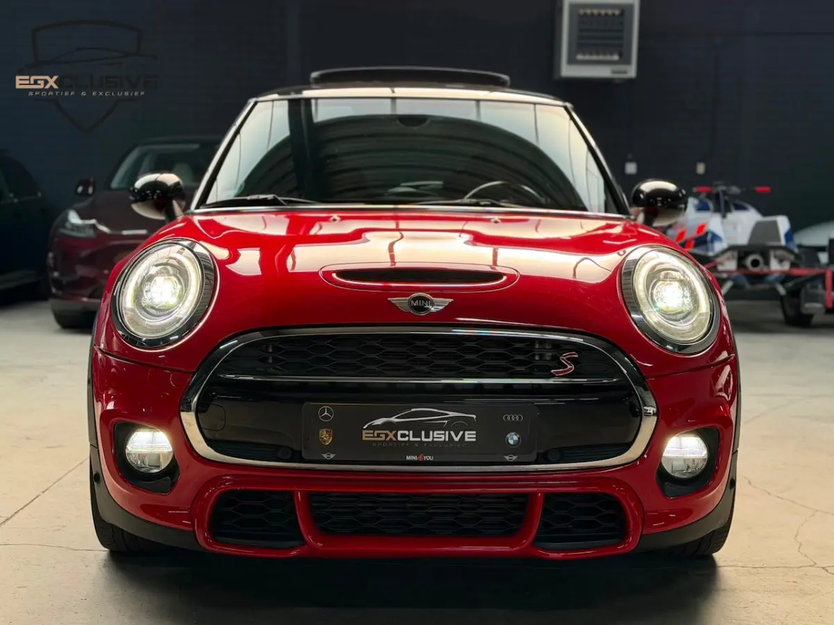 2.0 JCW Pakket Pano Kuipstoelen