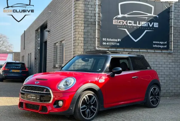 2.0 JCW Pakket Pano Kuipstoelen