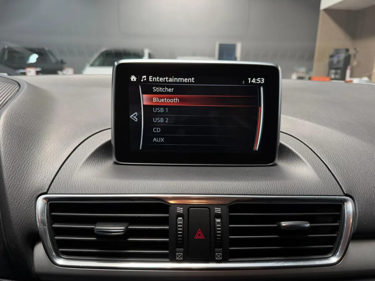 3 2.0 GT-M HEAU-UP LED LEDER KEYLESS NAP NL AUTO