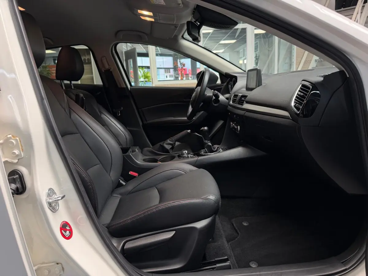 3 2.0 GT-M HEAU-UP LED LEDER KEYLESS NAP NL AUTO