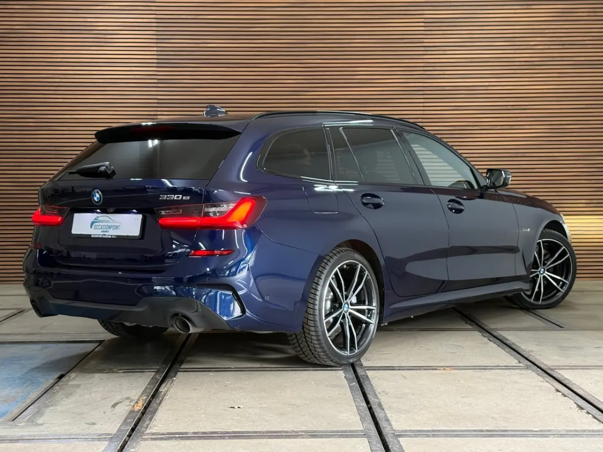 330e High Executive M-Sport| Panorama | ACC | Trekhaak | 360Â° Camera | HiFi | Leder/Alcant