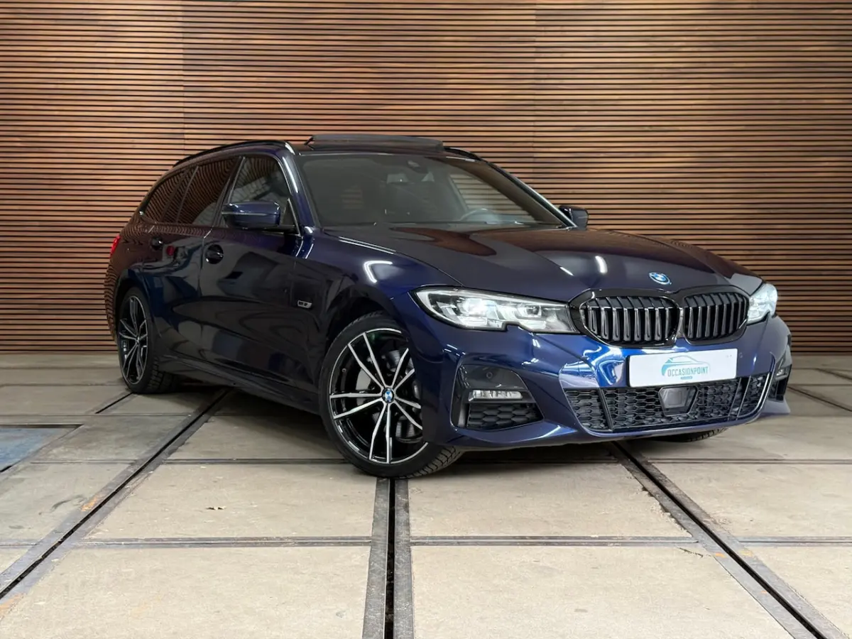 330e High Executive M-Sport| Panorama | ACC | Trekhaak | 360Â° Camera | HiFi | Leder/Alcant