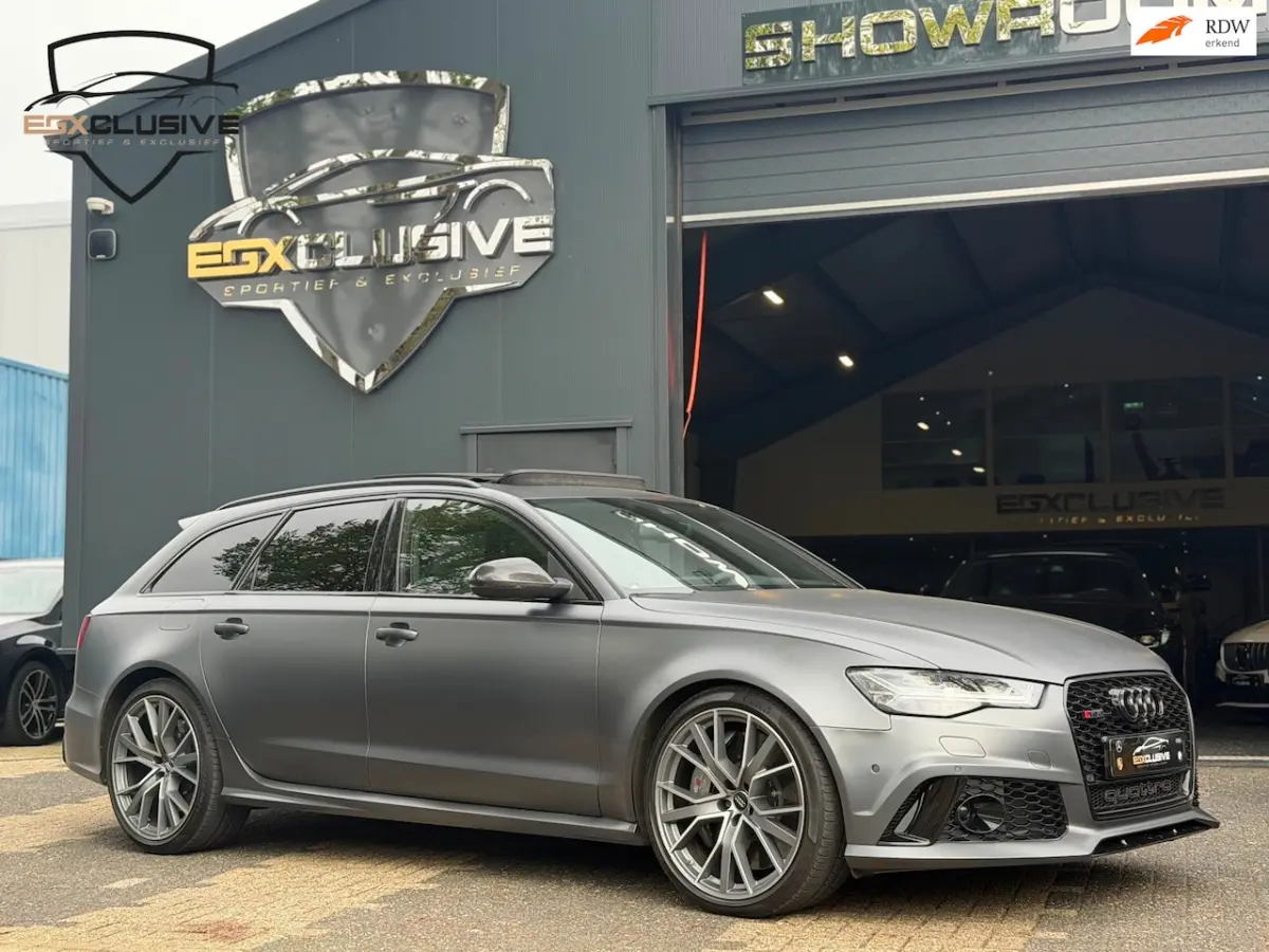 4.0 TFSI Quattro Performance Akrapovic/Ceramic/Pano/B&O/Night/Pro Line Plus