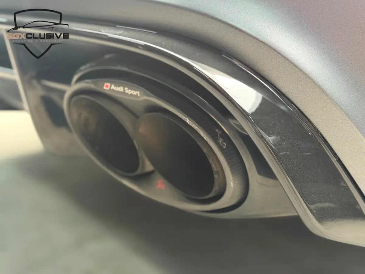 4.0 TFSI Quattro Performance Akrapovic/Ceramic/Pano/B&O/Night/Pro Line Plus
