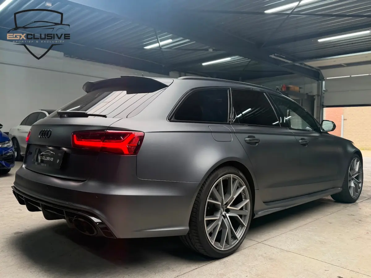 4.0 TFSI Quattro Performance Akrapovic/Ceramic/Pano/B&O/Night/Pro Line Plus
