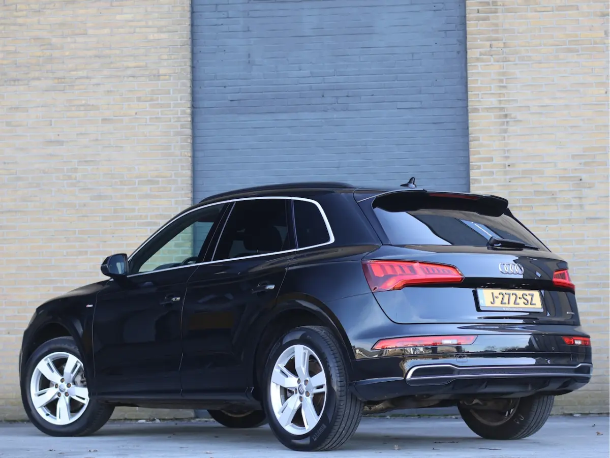 2.0 TFSI quattro S Line Automaat | Matrix LED | Trekhaak 2.400 kg | ACC | Virtual | Cam |