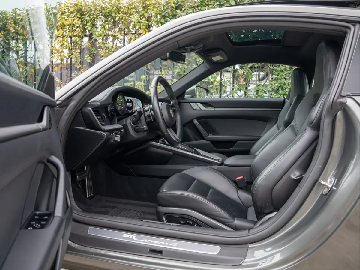 3.0 Carrera 4 | Sport-Design | Adaptieve Sportstoelen | Bose | Sport-uitlaat