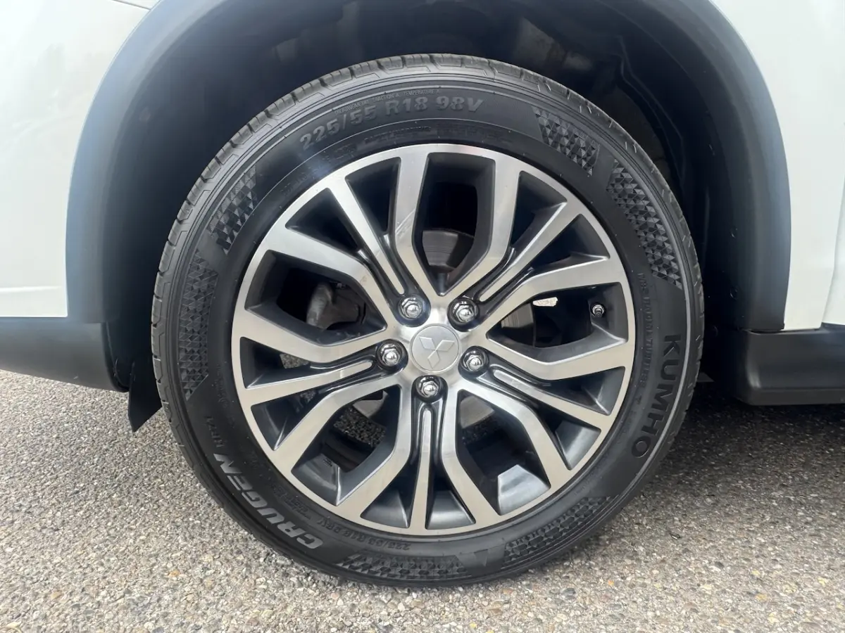 1.6 Cleartec Instyle // NAVI // CAMERA // CRUISE // STOELVERWARMING // TREKHAAK // LICHT M