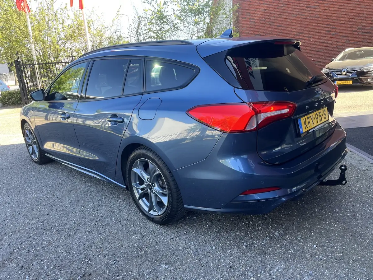 1.0 EcoBoost Hybrid 155PK ST Line // LED // NAVI + CARPLAY // CAMERA // DAB // CLIMA // WI