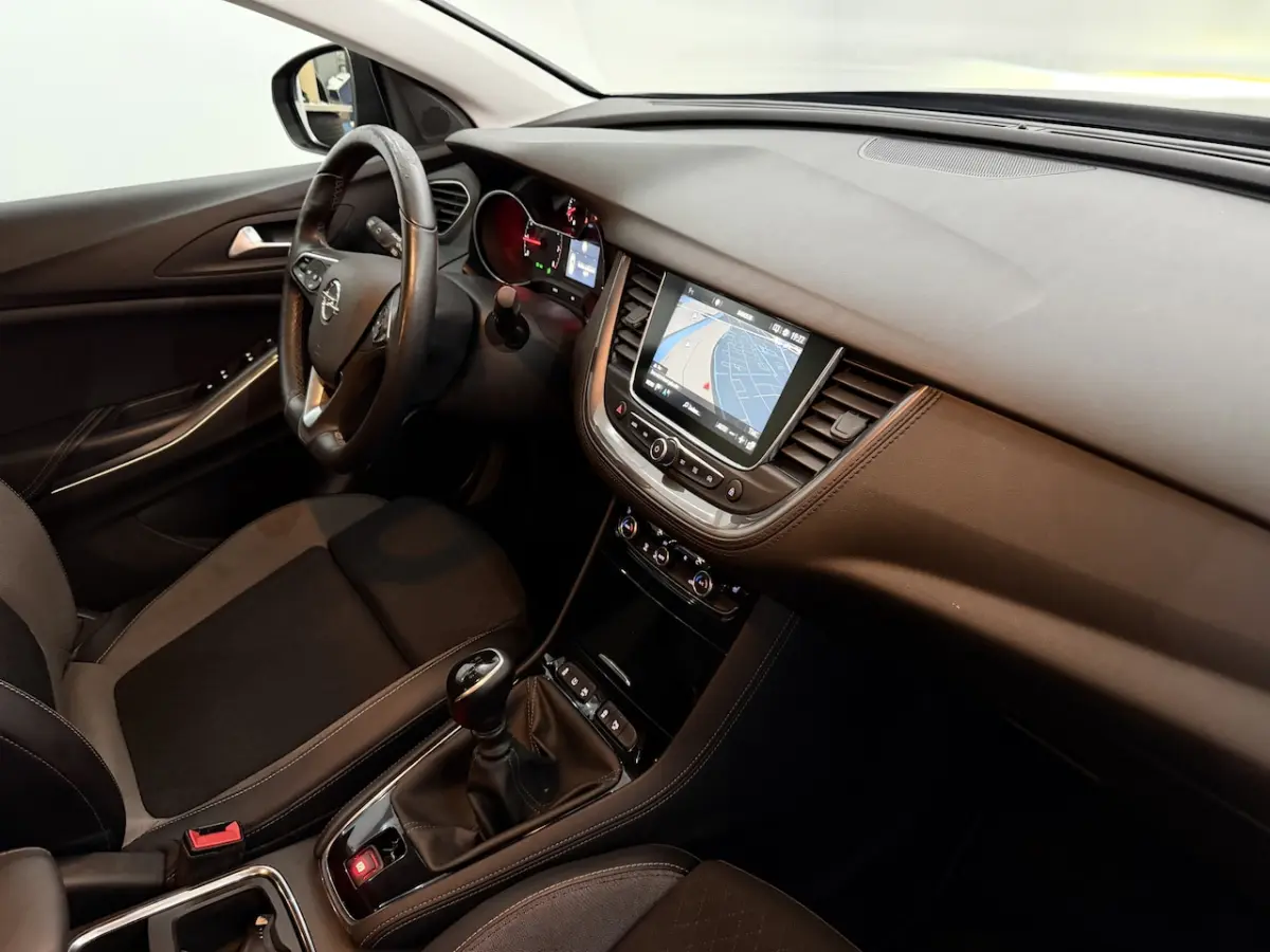 1.2 Turbo Business Elegance Half leder, 360 Camera, Navi, Keyless start, Winterpakket, Rij
