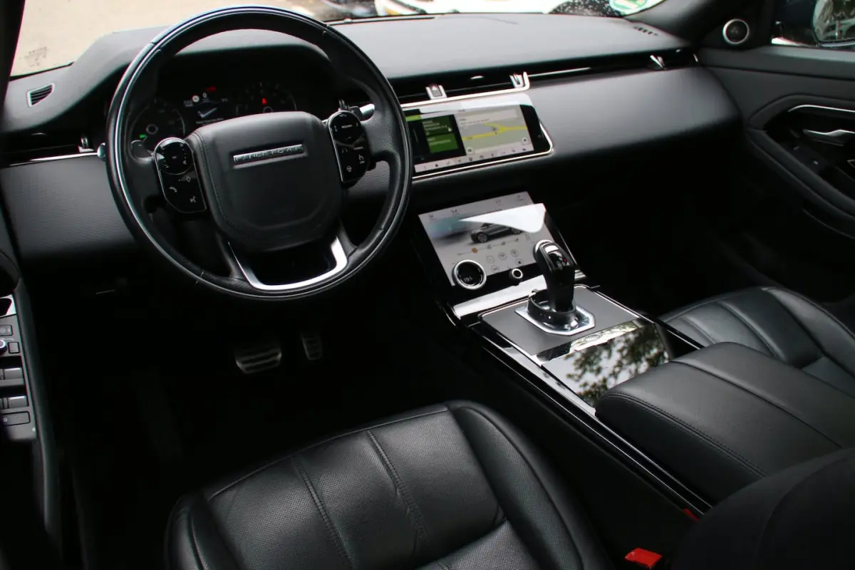 2.0 P200 AWD R-Dynamic S