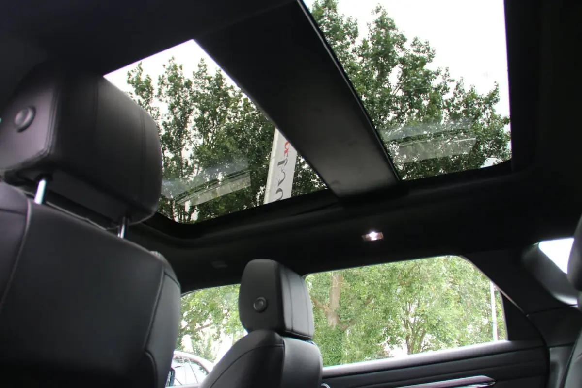 2.0 P200 AWD R-Dynamic S