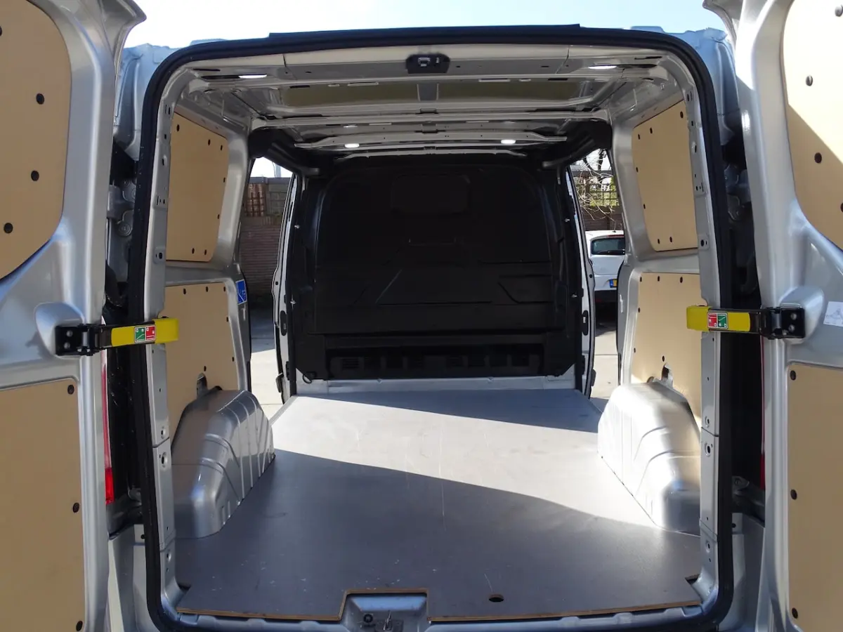 2.0 TDCI L1H1 Limited Automaat