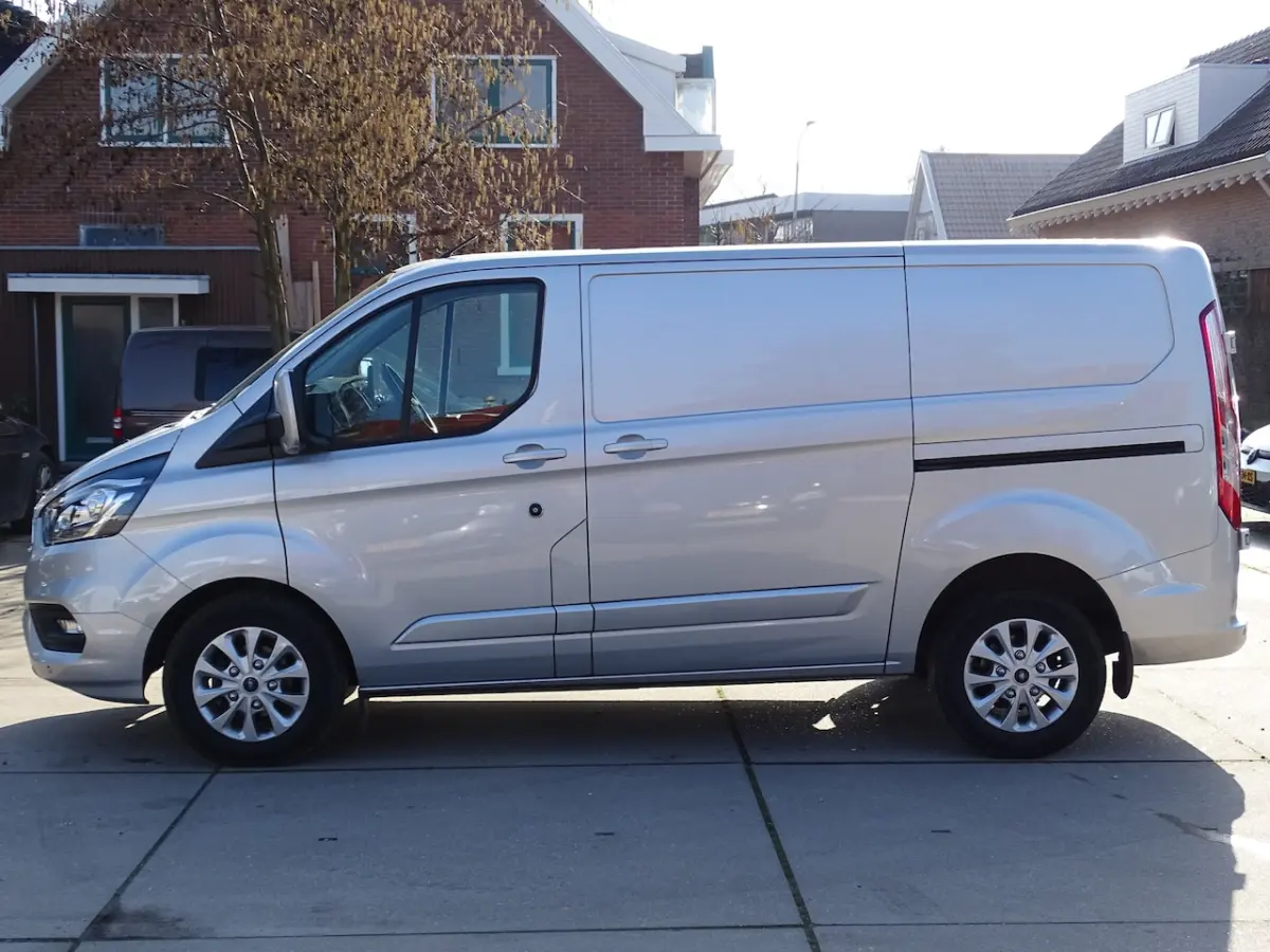 2.0 TDCI L1H1 Limited Automaat