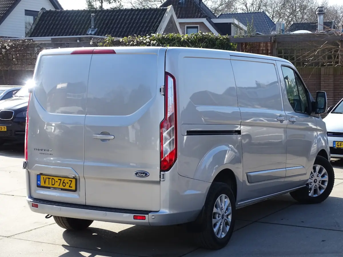 2.0 TDCI L1H1 Limited Automaat