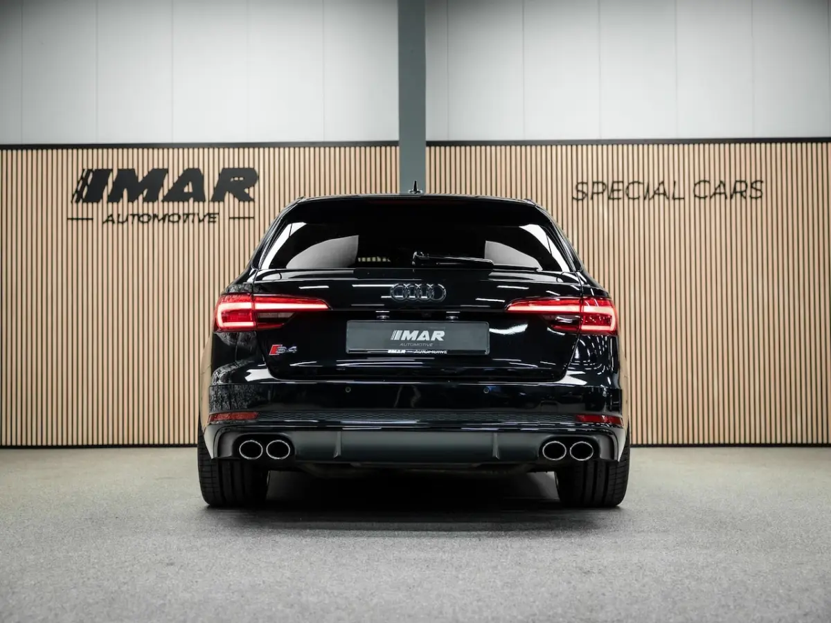 3.0 TFSI S4 quattro Pro Line Plus | Head-Up | Pano | Stoelmassage |