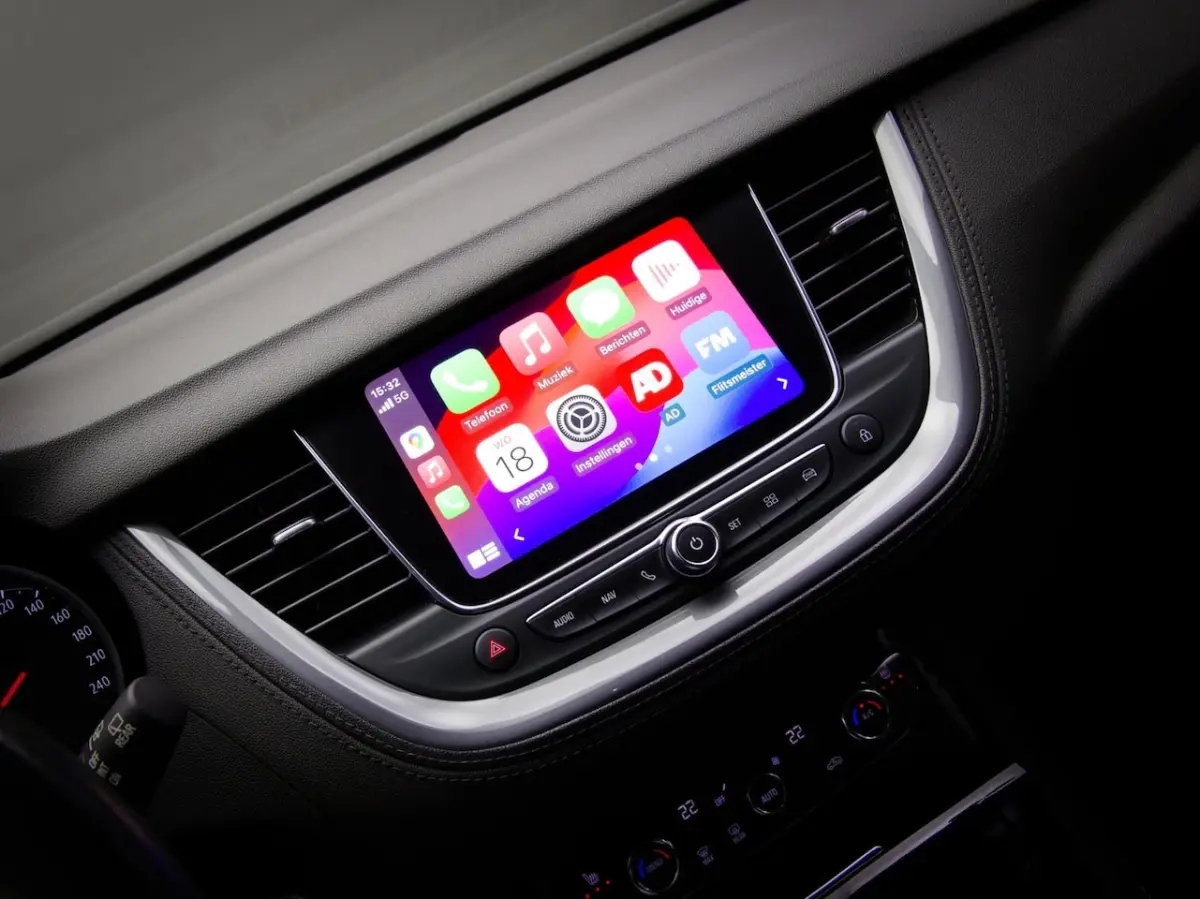 1.2 Turbo Business Elegance (APPLE CARPLAY / ANDROID AUTO, ACHTERUITRIJCAMERA, NAVIGATIESY