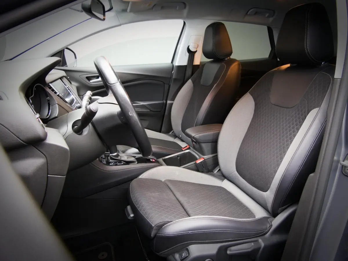 1.2 Turbo Business Elegance (APPLE CARPLAY / ANDROID AUTO, ACHTERUITRIJCAMERA, NAVIGATIESY
