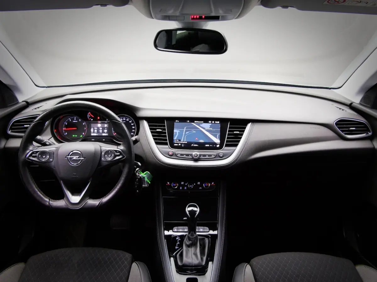 1.2 Turbo Business Elegance (APPLE CARPLAY / ANDROID AUTO, ACHTERUITRIJCAMERA, NAVIGATIESY