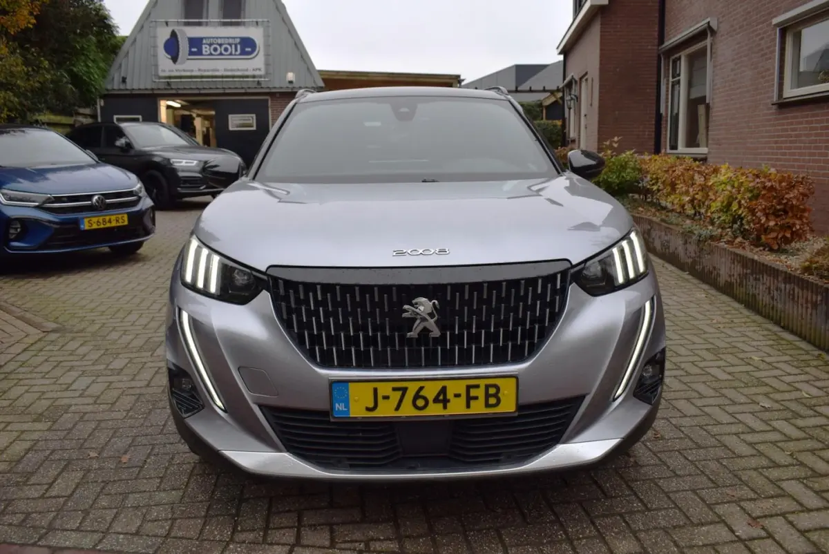 1.2 PureTech GT-Line AUTOM AIRCO-ECC/NAVI/PANO DAK/CRUISE/SFEERVERL/TREKH/NL-AUTO/XENON LE