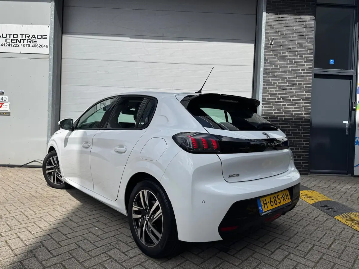 1.2 PureTech Allure [AUT | Dealer OH | Virtual | Carplay | PDC | Cruise | 1ste eig]