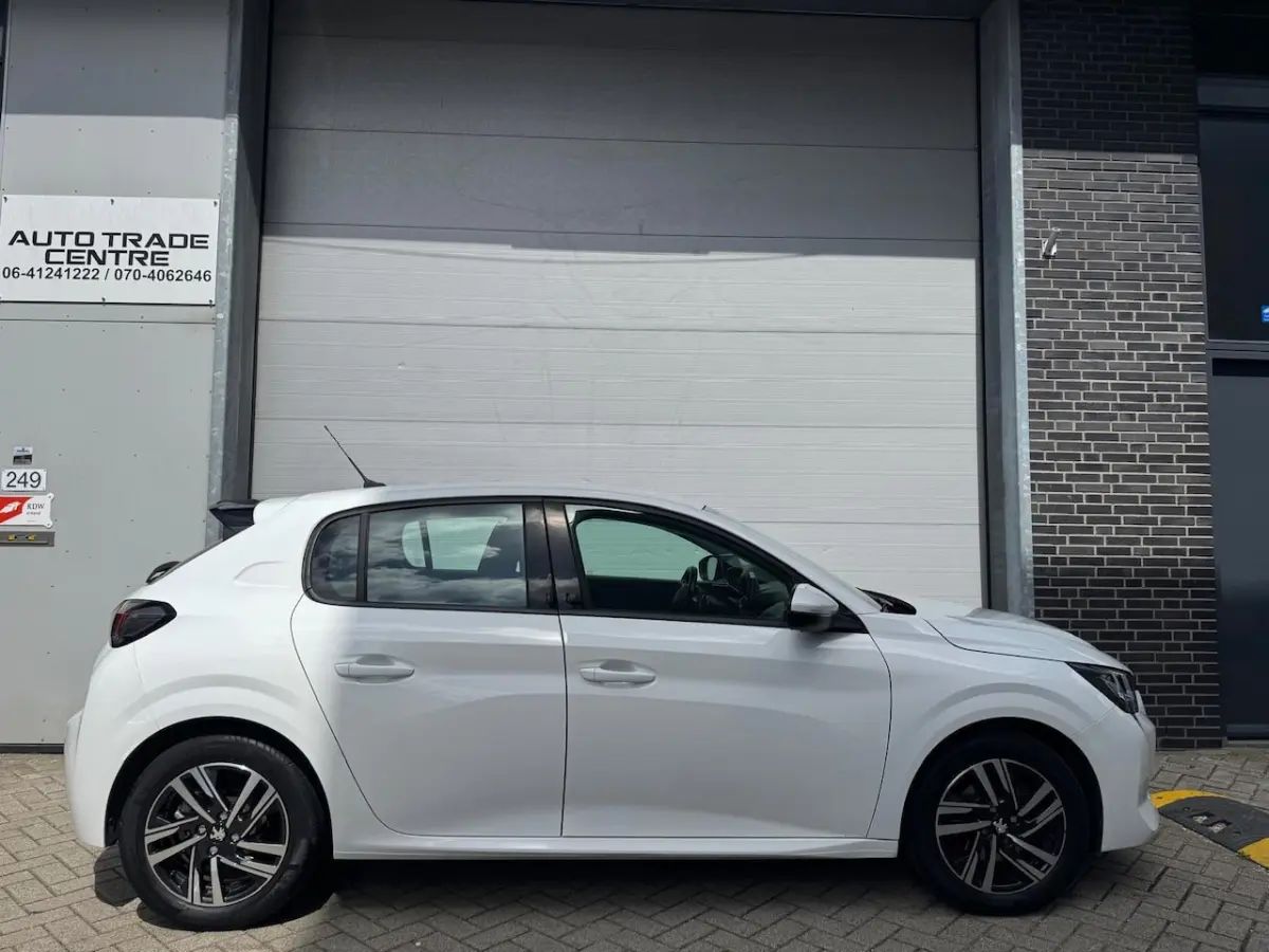 1.2 PureTech Allure [AUT | Dealer OH | Virtual | Carplay | PDC | Cruise | 1ste eig]