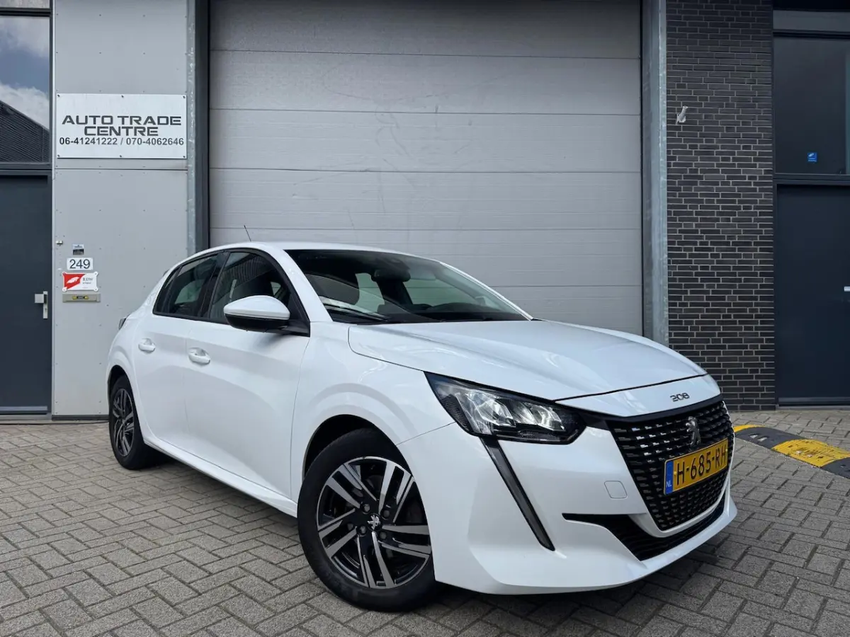Peugeot 208 2020 Benzine Automatisch leasen