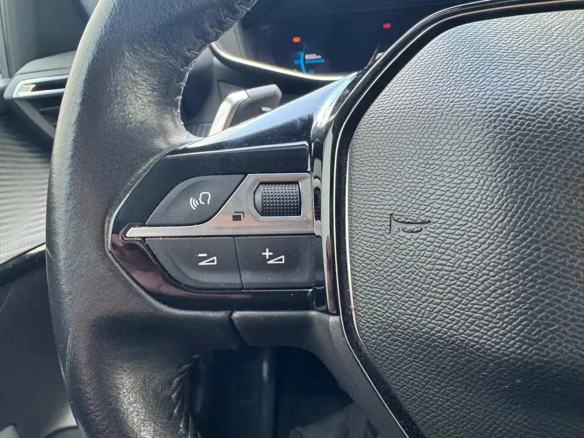 1.2 PureTech Allure [AUT | Dealer OH | Virtual | Carplay | PDC | Cruise | 1ste eig]