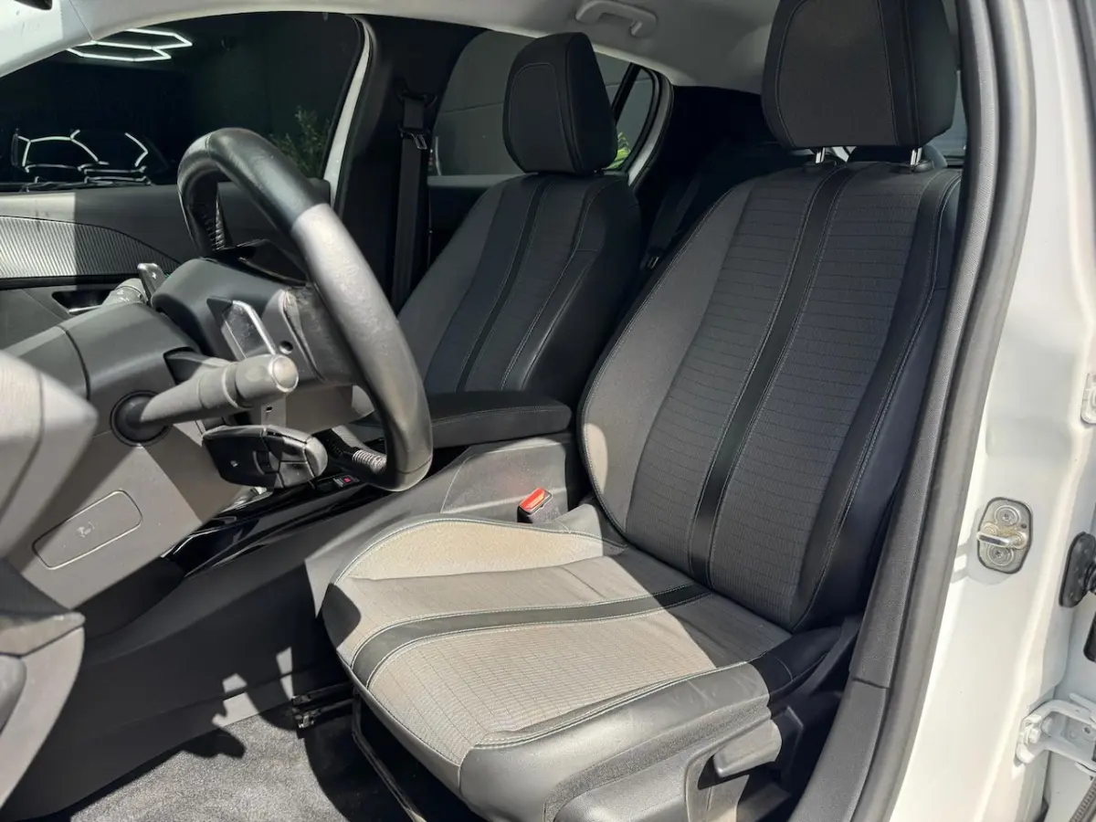 1.2 PureTech Allure [AUT | Dealer OH | Virtual | Carplay | PDC | Cruise | 1ste eig]