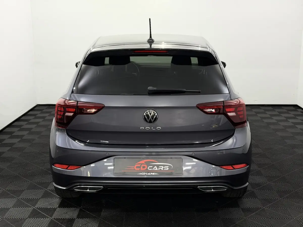 1.0 TSI R-Line Camera, Navi, Virtual desk, Stoelverwarming, Keyless start, Cruise control