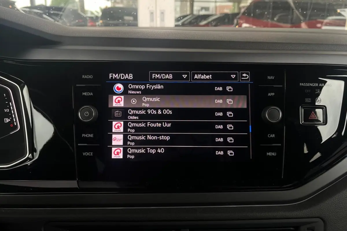 1.0 TSI R-Line AUTOMAAT | CAMERA | ADAPTIVE CRUISE |