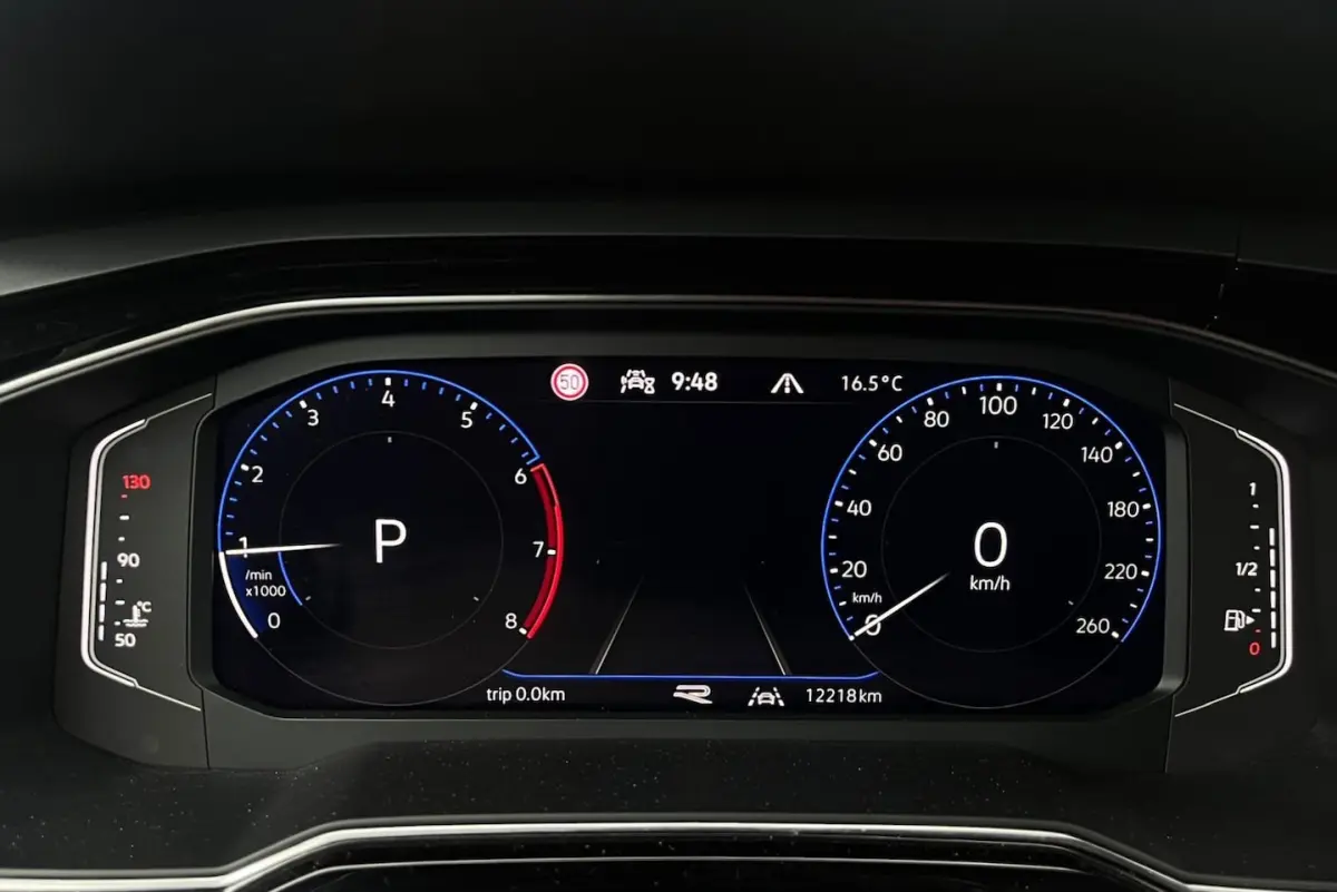 1.0 TSI R-Line AUTOMAAT | CAMERA | ADAPTIVE CRUISE |