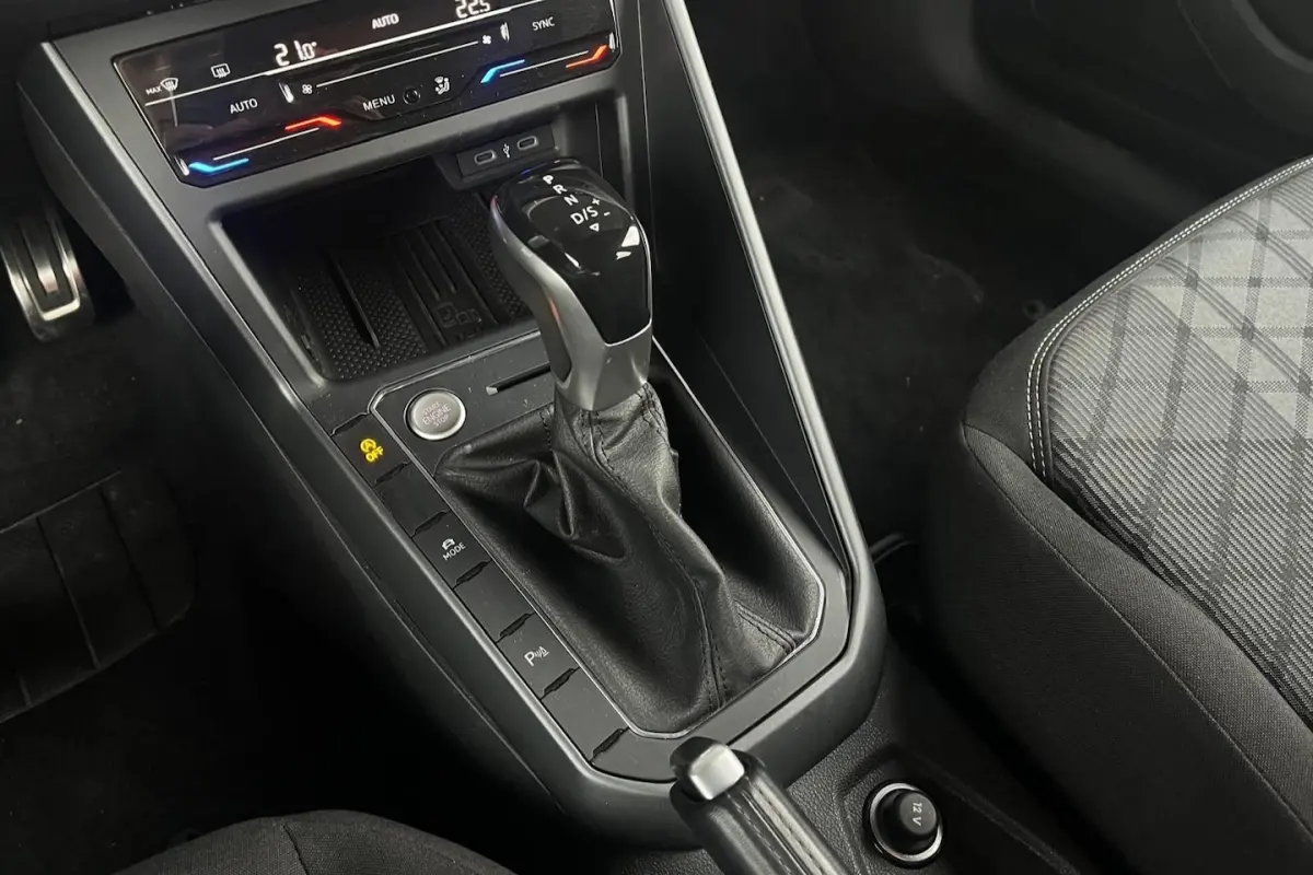 1.0 TSI R-Line AUTOMAAT | CAMERA | ADAPTIVE CRUISE |