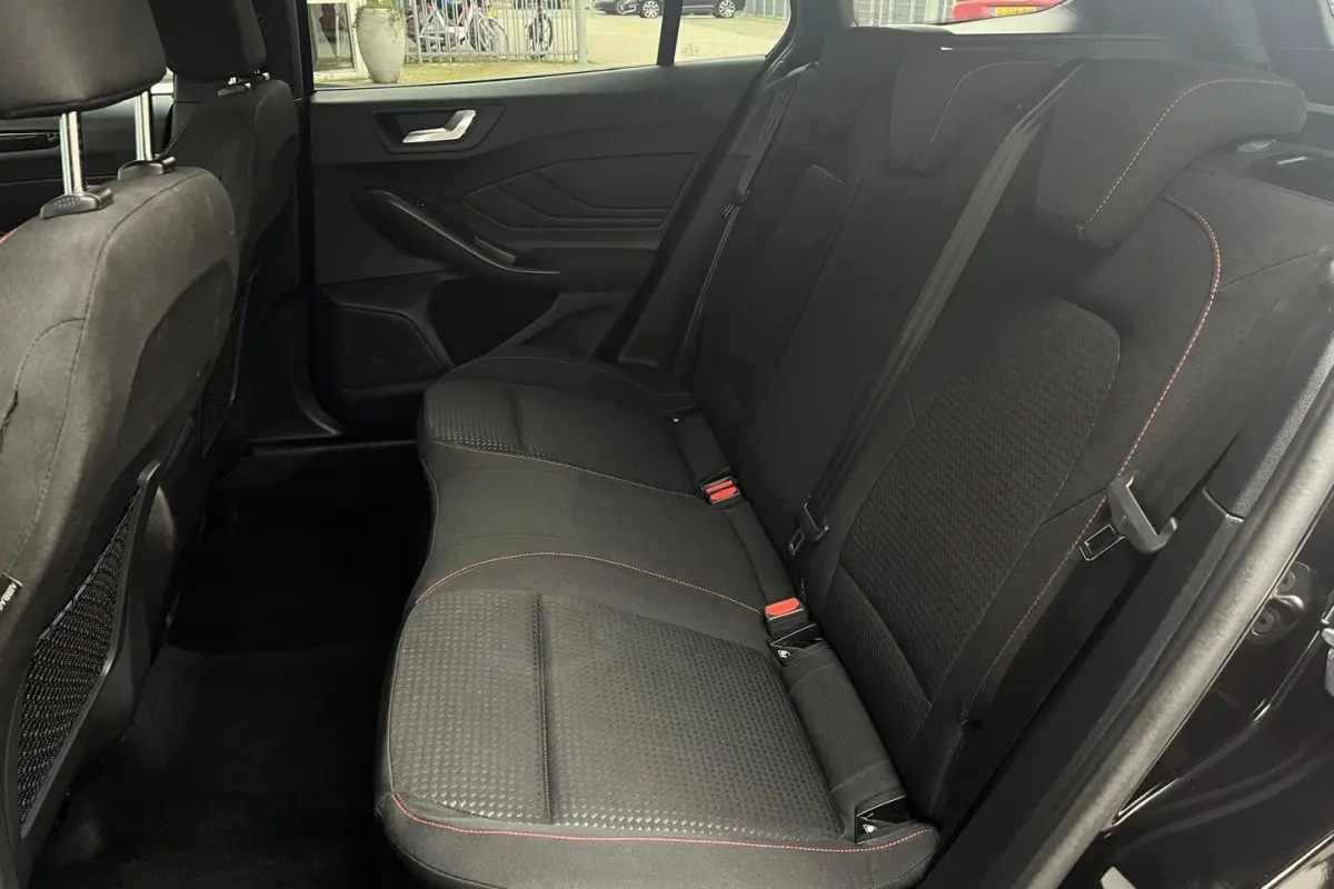 1.0 EcoBoost Hybrid ST Line X Automaat | CAMERA | ADAPTIVE CRUISE |
