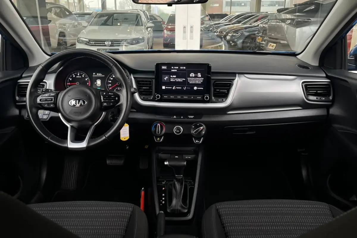 1.0 T-GDi DynamicLine AUT | CAMERA | CRUISE | CARPLAY | DAB |