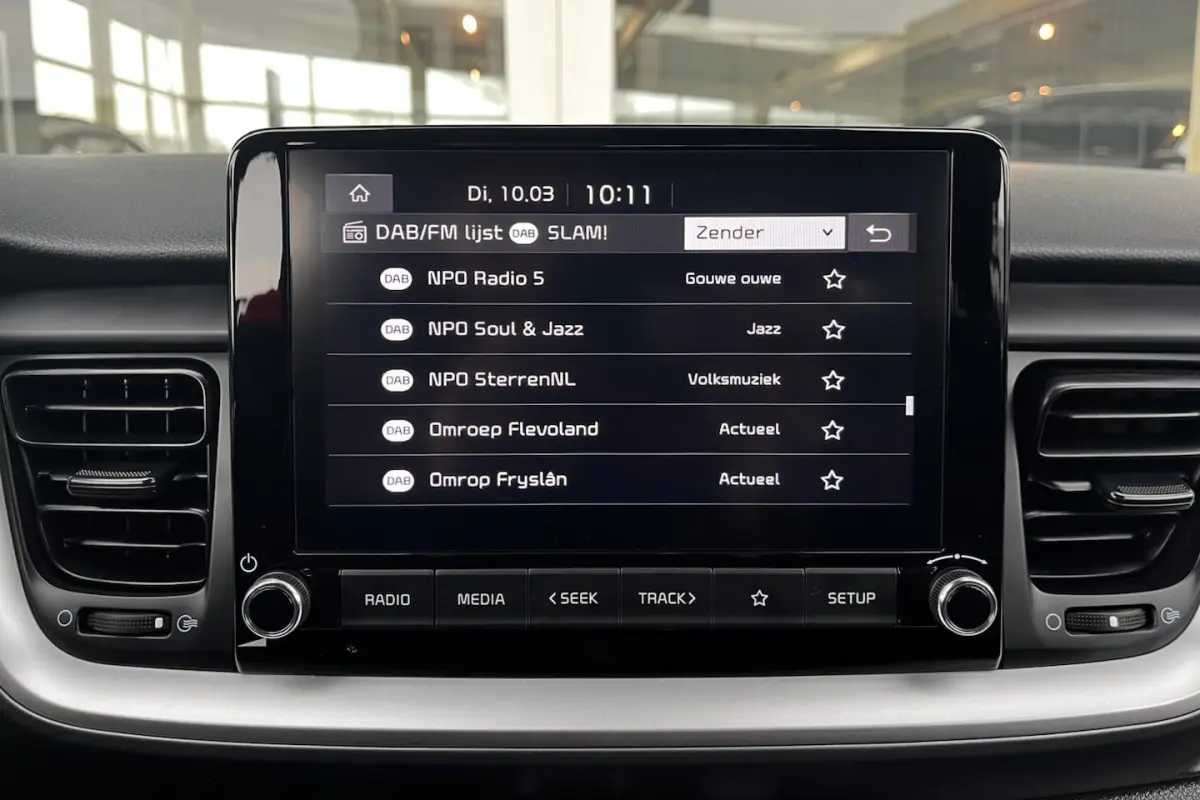 1.0 T-GDi DynamicLine AUT | CAMERA | CRUISE | CARPLAY | DAB |