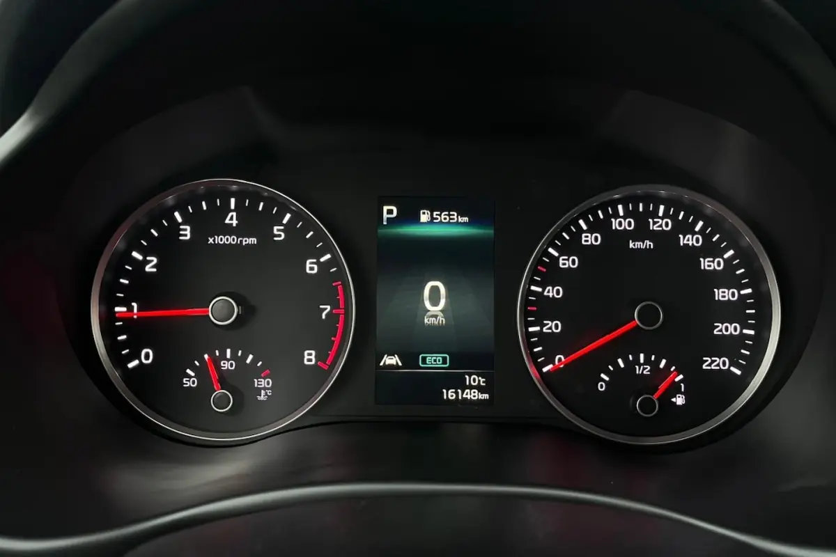 1.0 T-GDi DynamicLine AUT | CAMERA | CRUISE | CARPLAY | DAB |