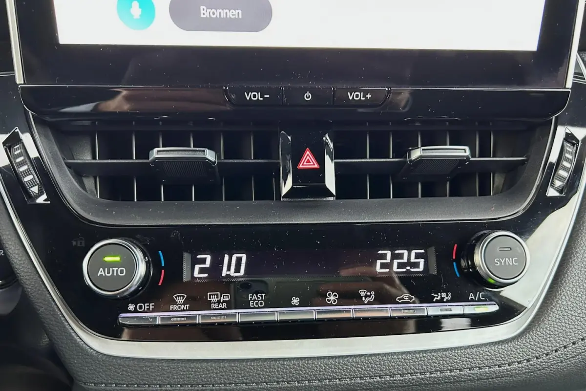 Hybrid 140 Style | CAMERA | ADAPTIVE
