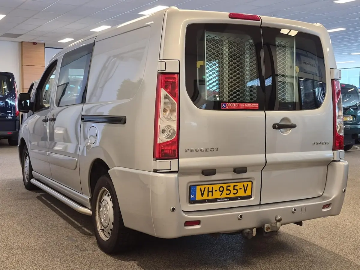 L2H1 Rolstoelbus 4+1 (Airco)