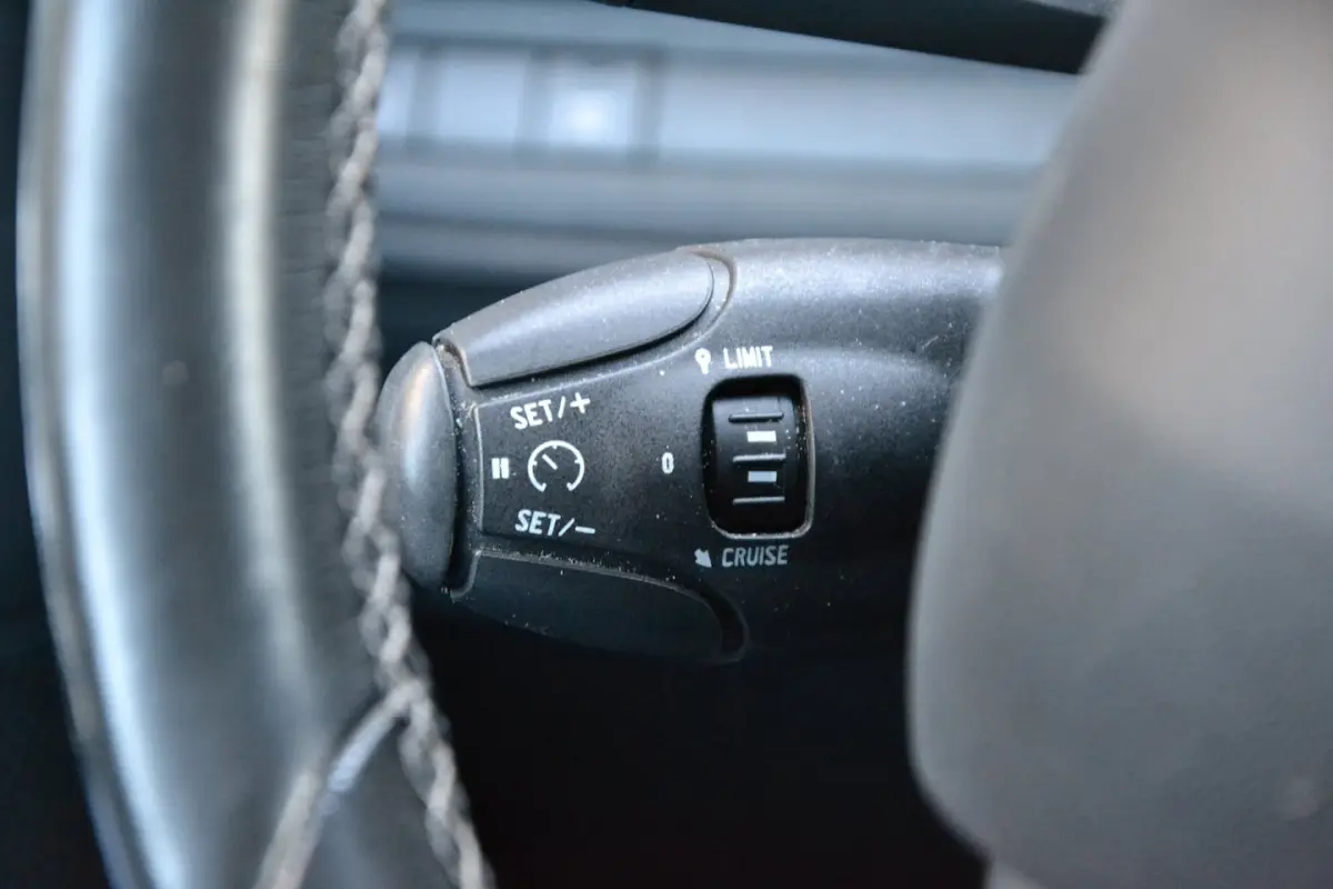 1.2 PureTech Allure 110PK | Navi | Clima | Apple Carplay