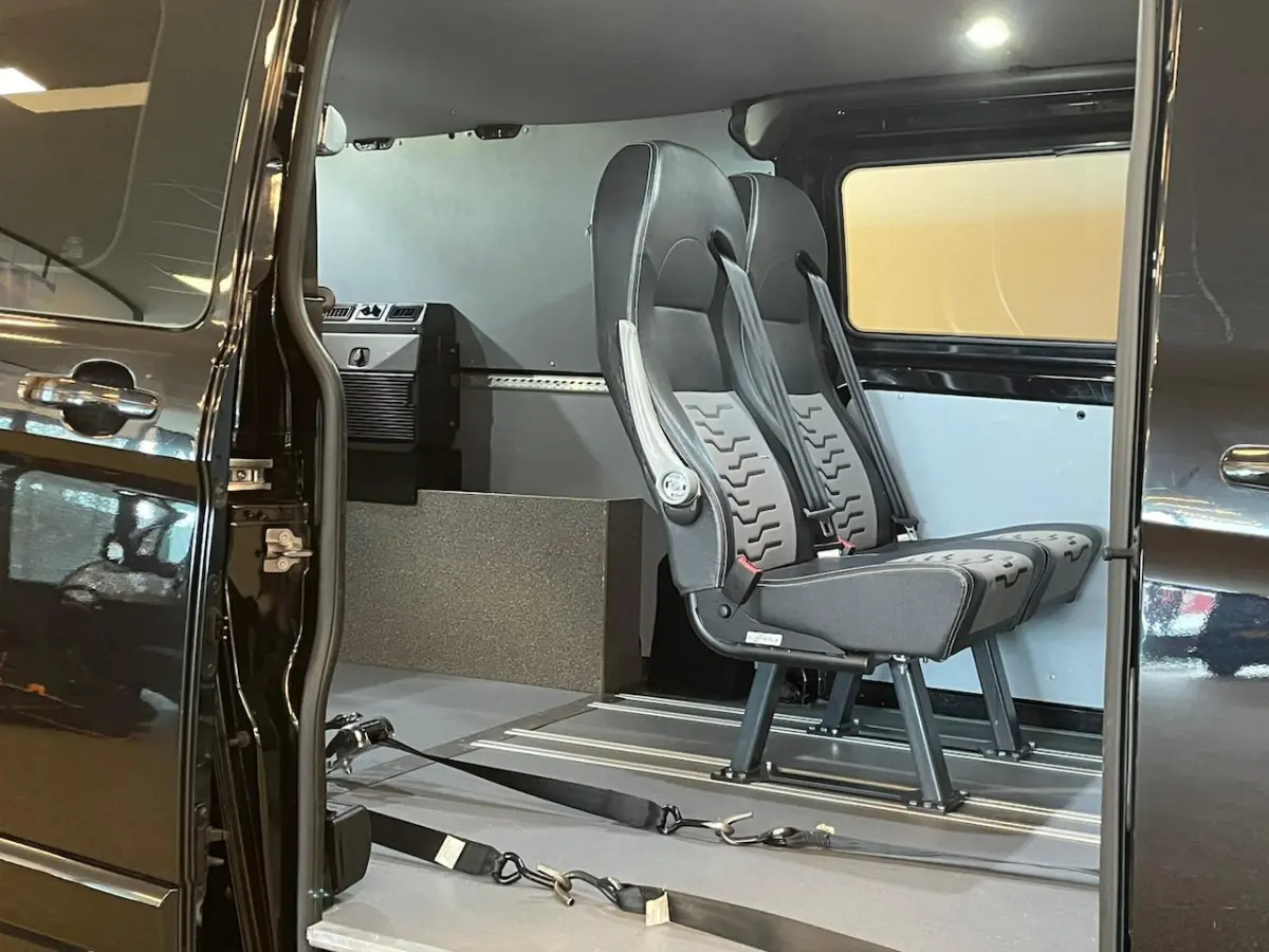 L2H1 Rolstoelbus 5+1 airco achterin