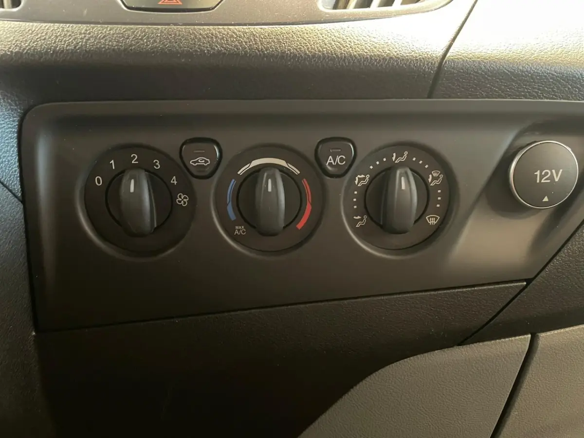 L2H1 Rolstoelbus 5+1 airco achterin
