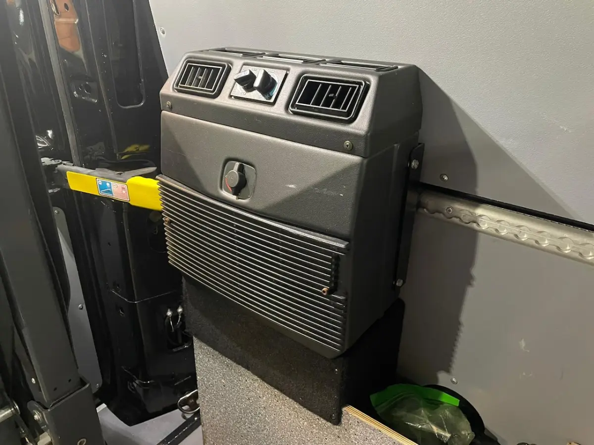 L2H1 Rolstoelbus 5+1 airco achterin