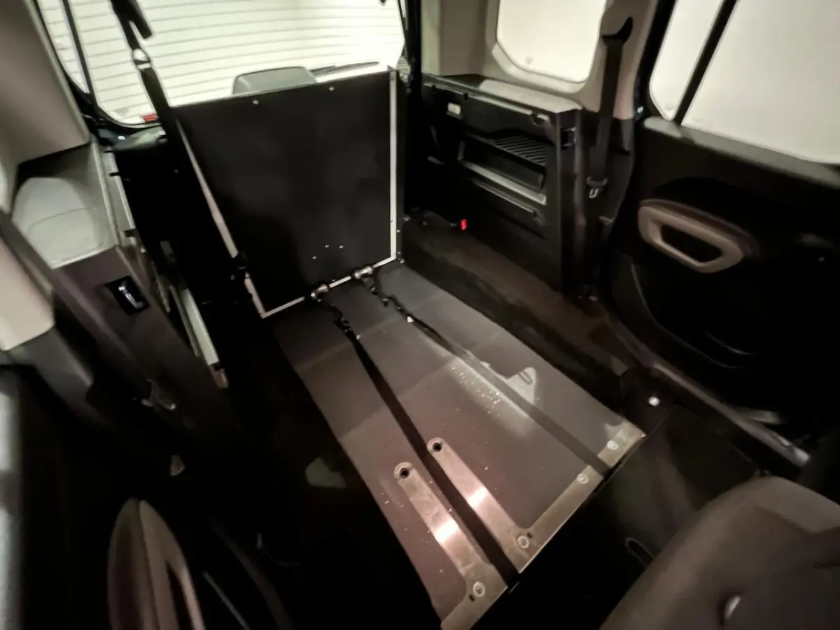 L1 Rolstoelauto Automaat